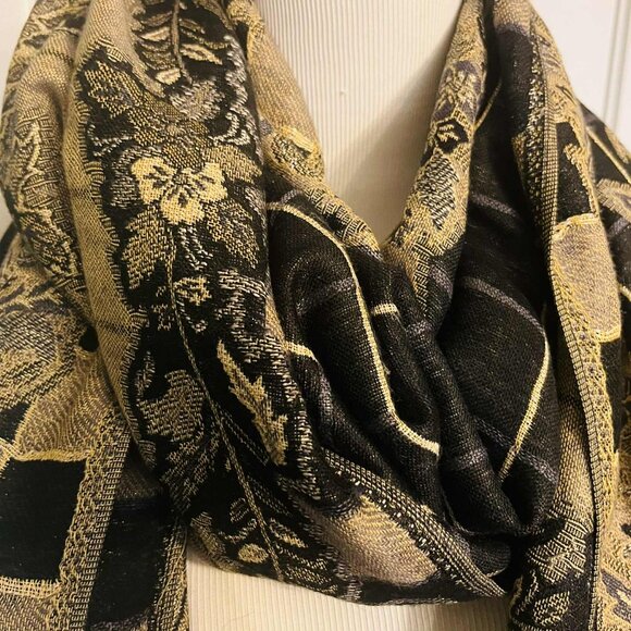 Vintage Pashmina Viscose Shawl 1990s, Black & Gold Floral Jacquard, Large - Picture 15 of 15